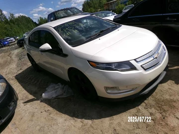 Авто Chevrolet Volt 2014 № 8081988