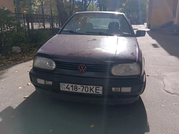 Авто Volkswagen Golf 1994 № 8082208