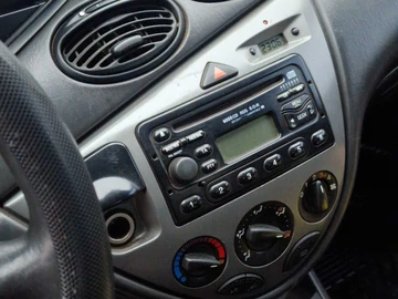 Авто Ford Focus 2004 № 8082266
