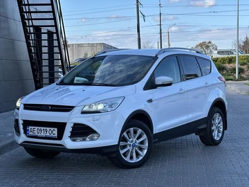 Авто Ford Kuga 2016 № 8082291