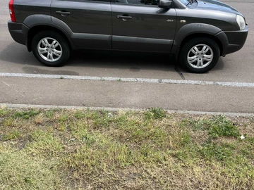 Авто Hyundai Tucson 2008 № 8082296