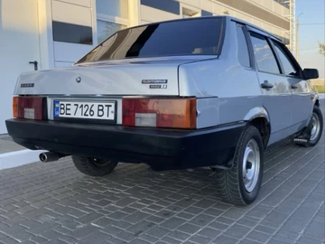 Авто ВАЗ 21099I 2004 № 8082303