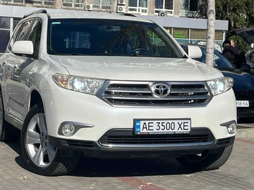 Авто Toyota Highlander 2013 № 8082347