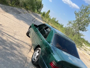 Авто Mercedes W124 1990 № 8082553