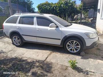 Авто Skoda Octavia Scout 2011 № 8082557