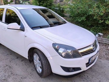 Авто Opel Astra 2013 № 8082618