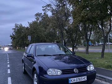 Авто Volkswagen Golf 2001 № 8082625