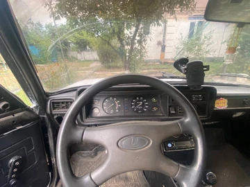 Авто ВАЗ 2107 1994 № 8082637