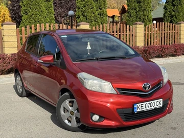 Авто Toyota Yaris 2012 № 8082692