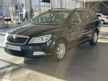 Авто Skoda Octavia 2010 № 8082709
