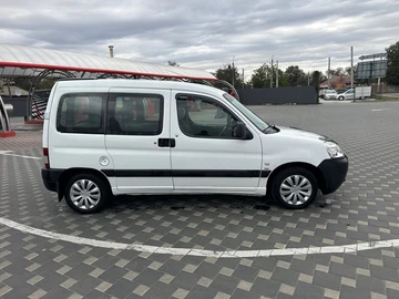 Авто Peugeot Partner 2008 № 8082734