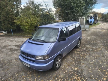 Авто Volkswagen Transporter 2000 № 8082899