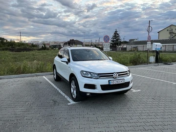 Авто Volkswagen Touareg 2013 № 8082908