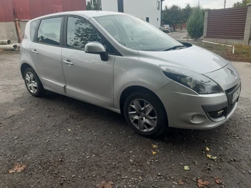 Авто Renault Scenic Iii 2011 № 8082966