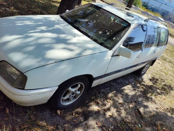 Авто Opel Omega 1987 № 8083031