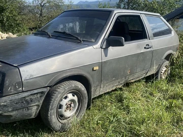 Авто ВАЗ 2109 1998 № 8083233