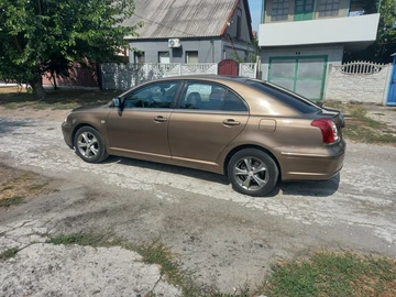 Авто Toyota Avensis 2003 № 8083244
