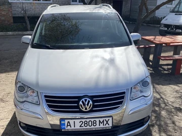 Авто Volkswagen Touran 2007 № 8083282