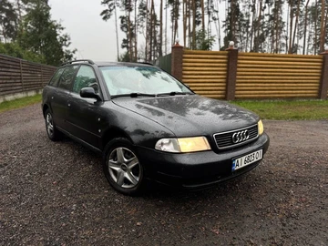 Авто Audi A4 1997 № 8083583
