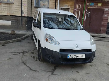 Авто Peugeot Partner 2012 № 8083608