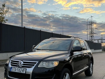 Авто Volkswagen Touareg 2007 № 8084084