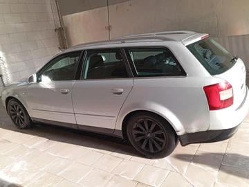 Авто Audi A4 2004 № 8084296