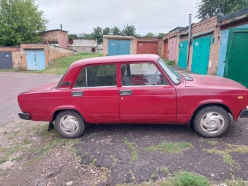 Авто ВАЗ 2105 1982 № 8084302