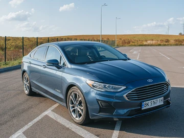 Авто Ford Fusion Usa  2019 № 8084330