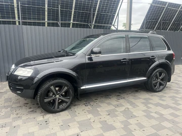 Авто Volkswagen Touareg 2005 № 8084425