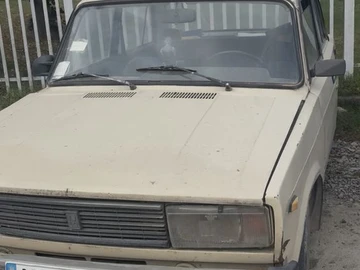 Авто ВАЗ 2105 1988 № 8084660