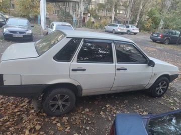 Авто ВАЗ 21099 2000 № 8085032
