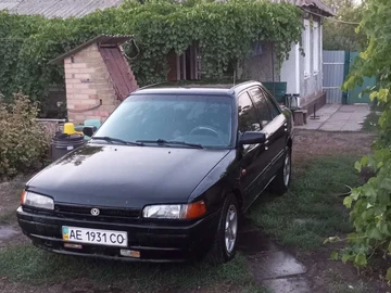 Авто Mazda 121 1992 № 8085040