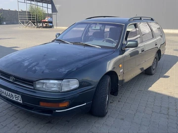 Авто Toyota Camry 1991 № 8085051