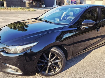 Авто Mazda 3 2017 № 8085062