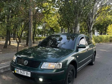 Авто Volkswagen Passat Sedan 1999 № 8085068