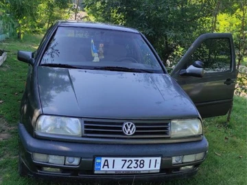 Авто Volkswagen Vento 1992 № 8085072