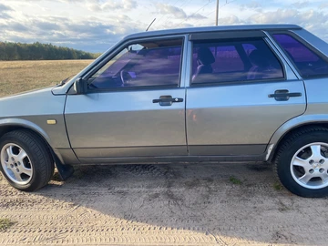 Авто ВАЗ 21099 2000 № 8085274
