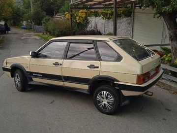 Авто ВАЗ 2109 1988 № 8085390