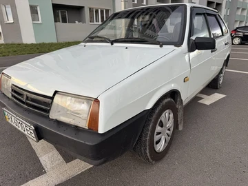 Авто ВАЗ 2109 1992 № 8085391