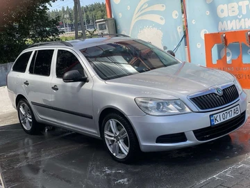 Авто Skoda Octavia 2010 № 8085568