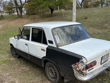 Авто ВАЗ 2101 1987 № 8085603
