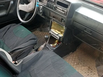 Авто Volkswagen Golf 1986 № 8085977