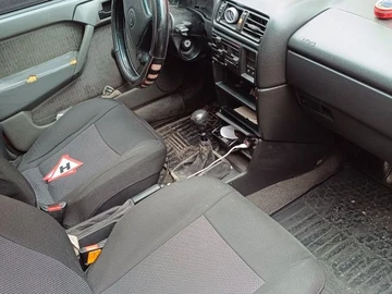 Авто Opel Vectra 1995 № 8085989