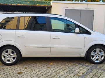 Авто Opel Zafira 2013 № 8086002