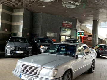 Авто Mercedes 220 1994 № 8086306