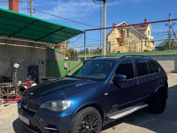 Авто BMW 5 Серия 2010 № 8086329