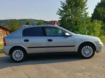Авто Opel Astra 2002 № 8086350