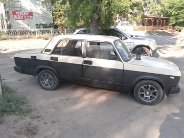 Авто ВАЗ 2107 1986 № 8086636