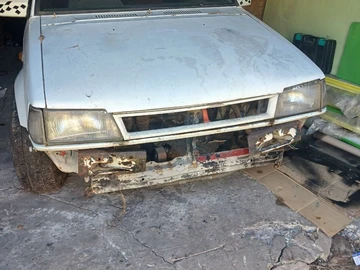 Авто Daihatsu Charade 1990 № 8086735