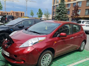 Авто Nissan Leaf 2015 № 8086736